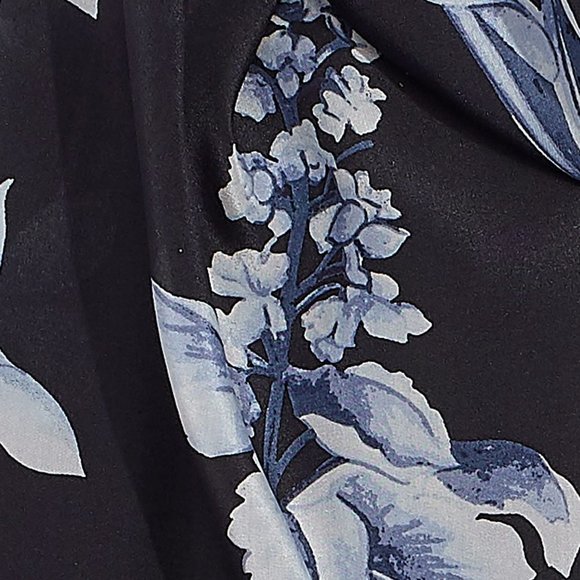 Floral Painting Silk Oblong - Picture 3 of 3